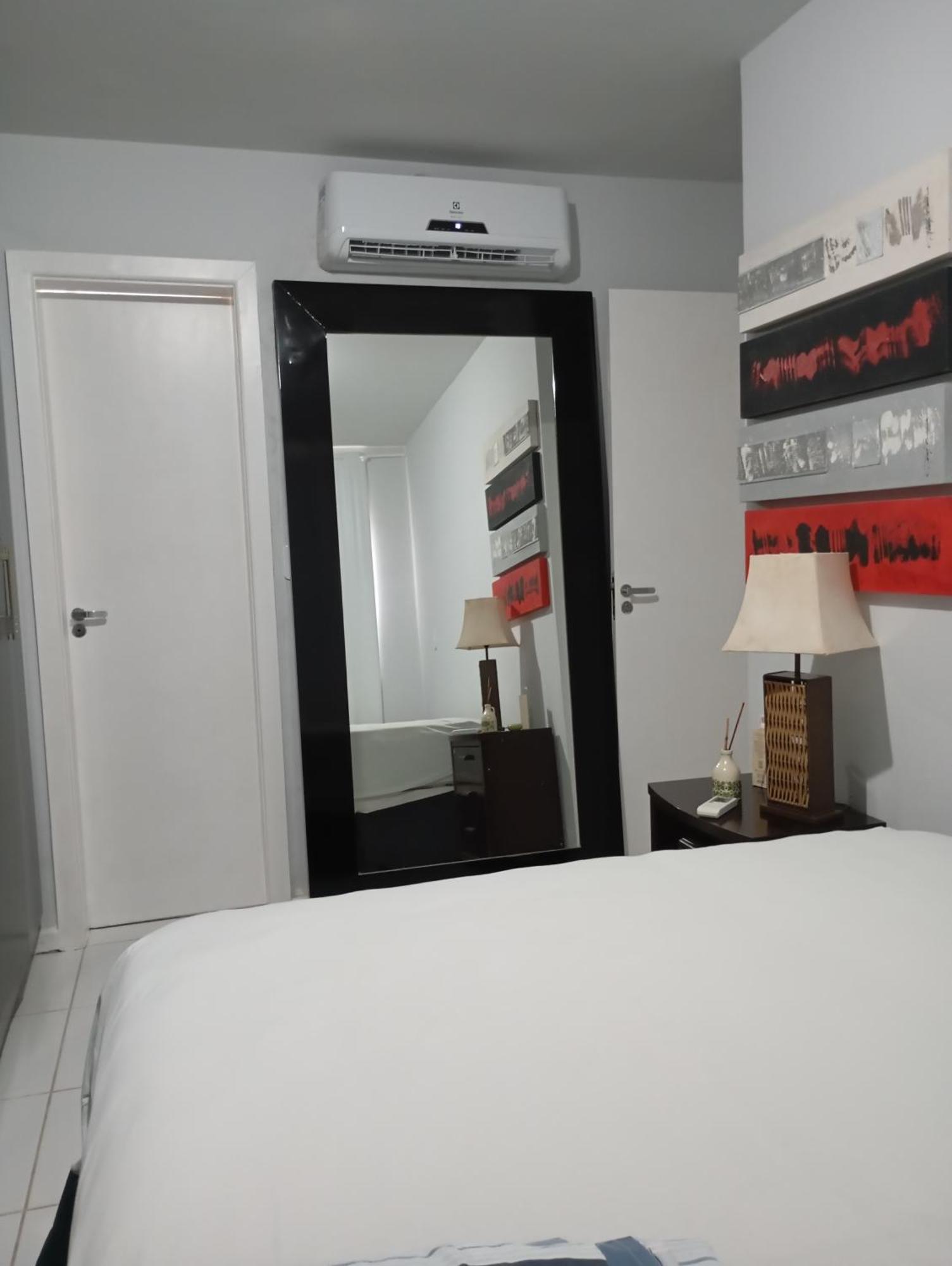 Flat Sandra Teixeira de Freitas